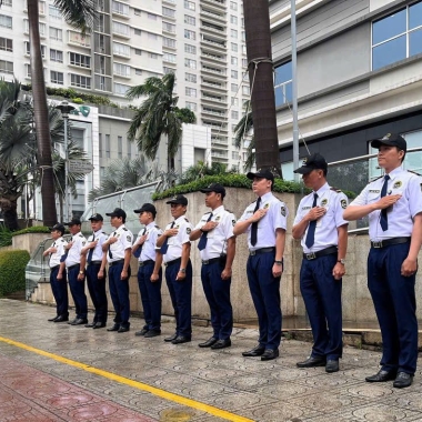 Dịch Vụ Bảo Vệ Tòa Nhà: Nghệ Thuật Quản Trị An Ninh Tận Tâm Từ Phú Mỹ Security